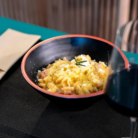 I 4 Elementi 4* Naples