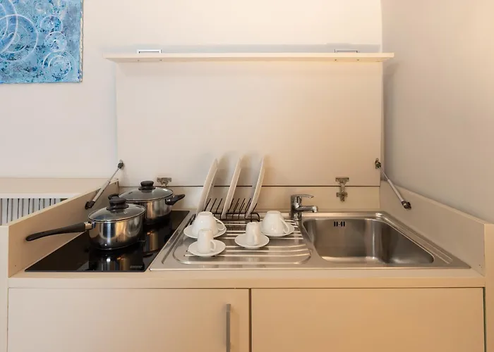 Konukevi I 4 Elementi Napoli