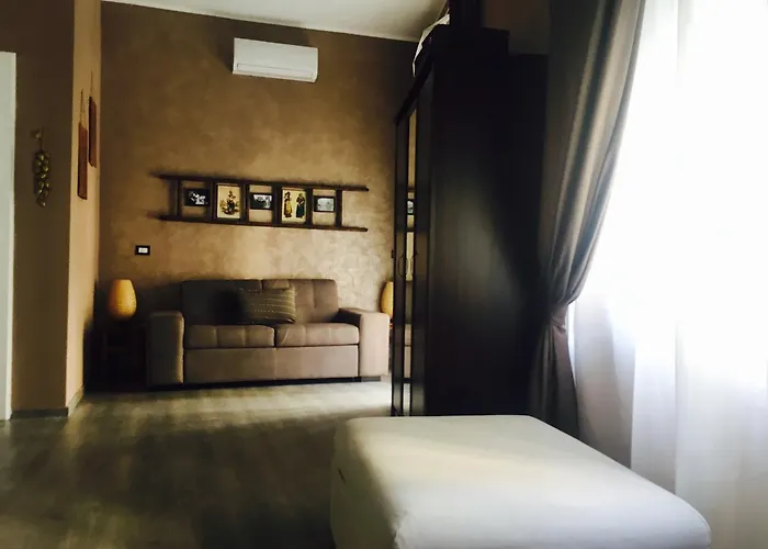 I 4 Elementi Konukevi Napoli